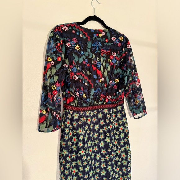 Stunning and seductive RARE Jennifer Saloni dress Size US 8 - Picture 8 of 13